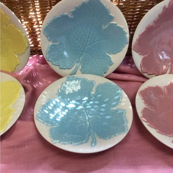Set of 8 Majolica pottery plates leaf design Galvani Ceramiche Italy - Picture 4 of 8